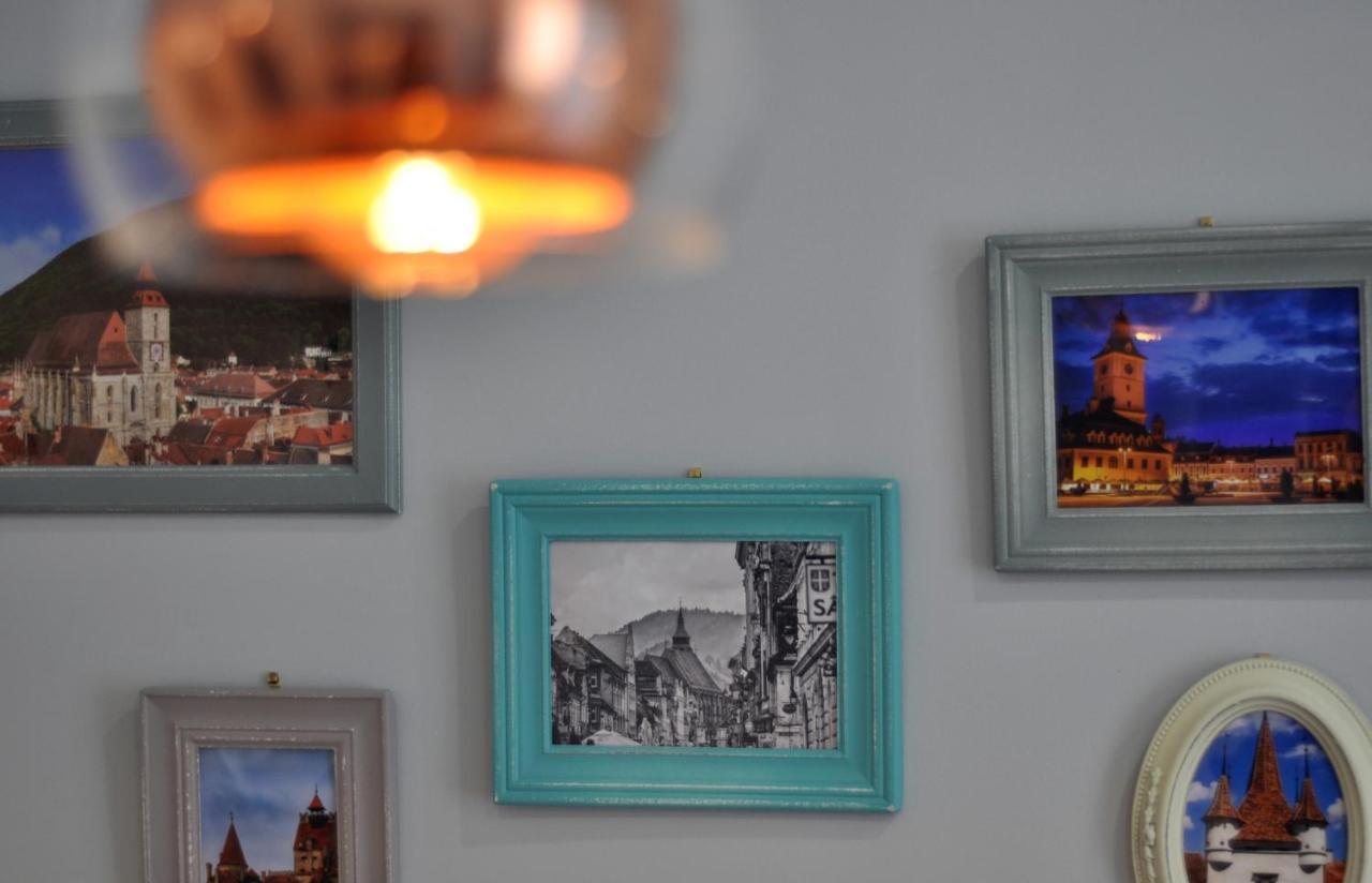 Black Gate - 2 Bedroom Apartment In The Heart Of Old Town With Free Private Secured Parking Brassó Kültér fotó